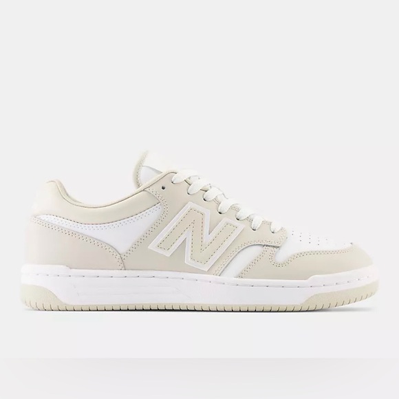 New Balance Shoes - New Balance 480 W size 7.5/M Size 6 Beige and White Sneakers